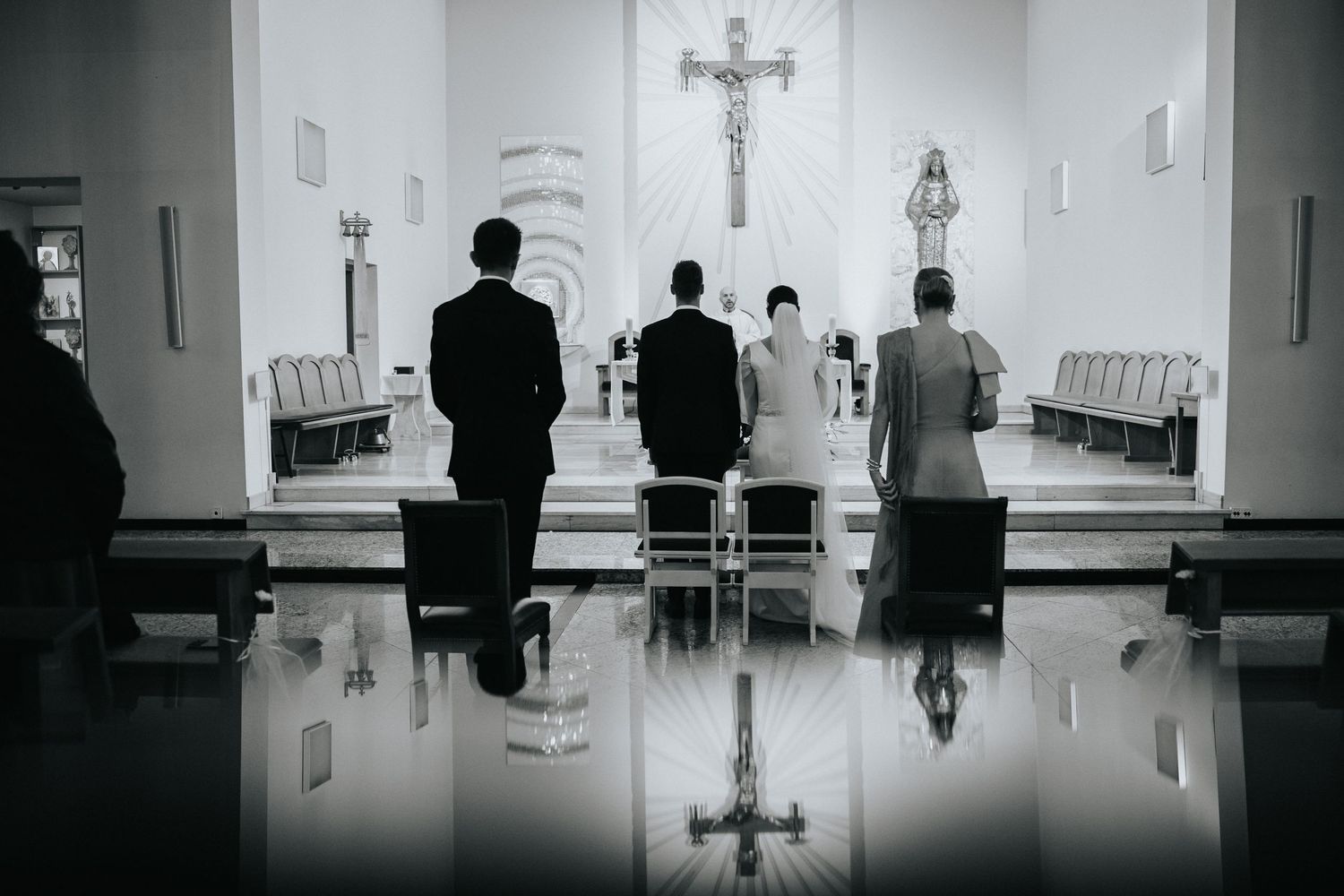 Przesądy ślubne. ślub kościelny. Wojciech Grzegorczyk Fotograf ślubny Olsztyn.