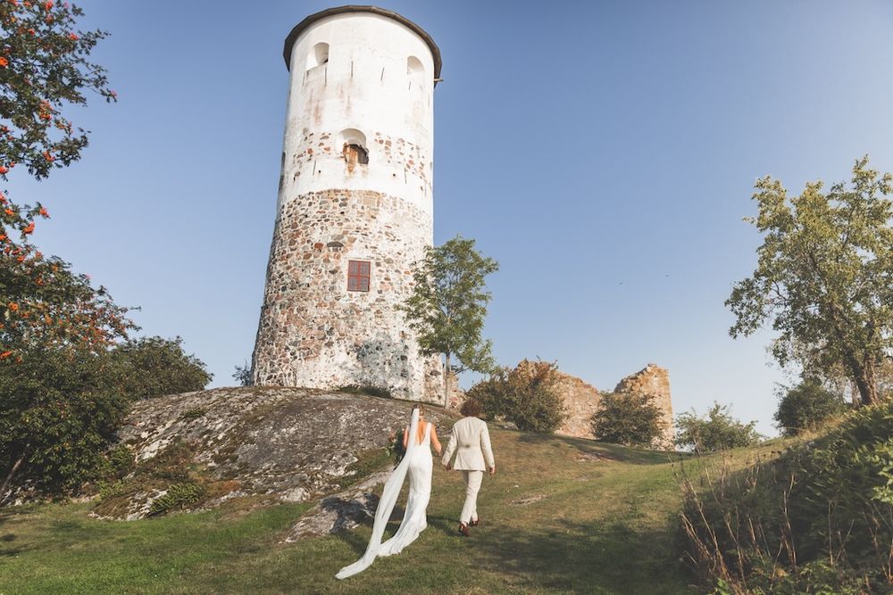 Bröllopsfotograf i Stockholm. Photo By Anna Jarlhäll. stegeborgs ruin.
