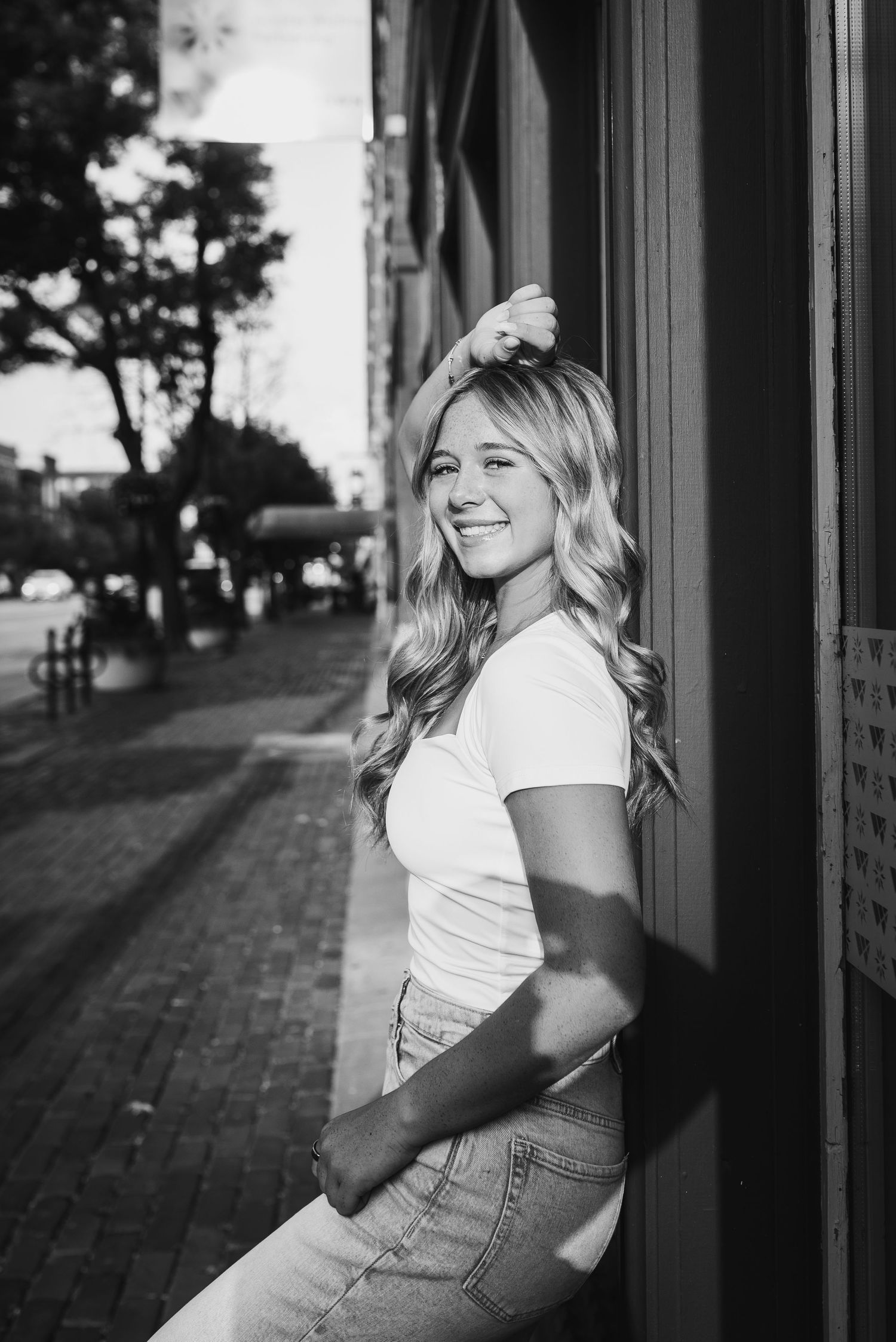 Senior pictures in downtown Wichita Kansas by Photographer Jessica Nadine Photography