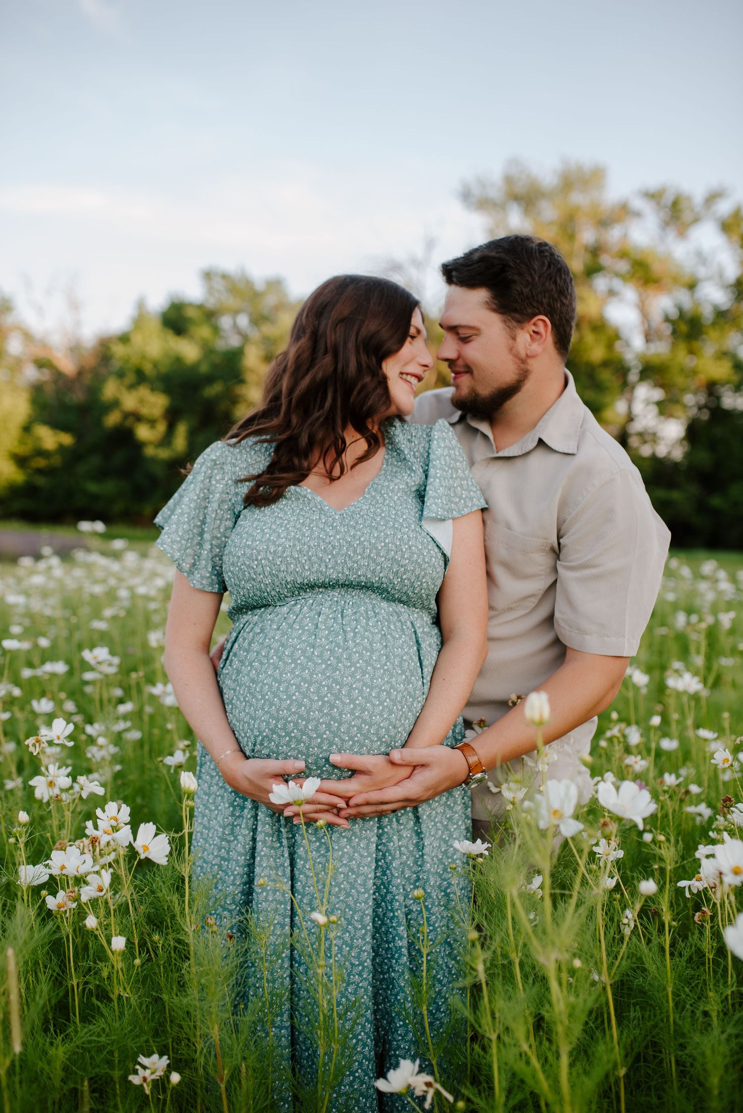 Flower field maternity session in Wichita Kansas by Jessica Nadine Photography