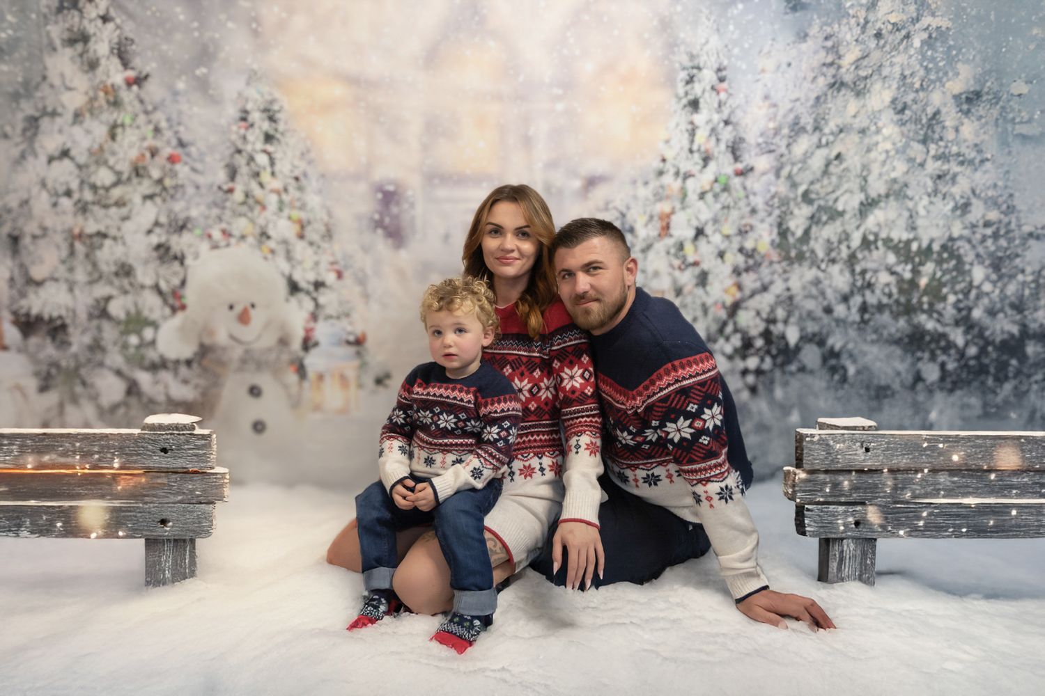 Photographe famille Noël Alpes-Maritimes, portrait parent et enfant en studio