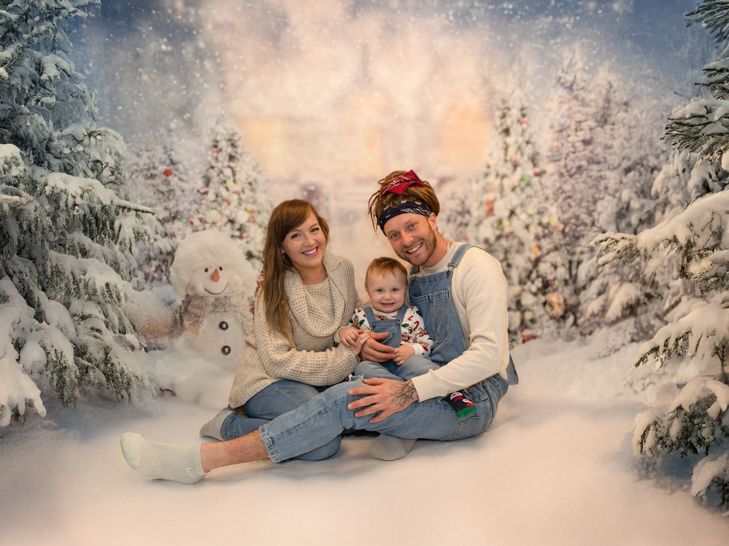 Photographe famille Noël Alpes-Maritimes, portrait parent et enfant en studio