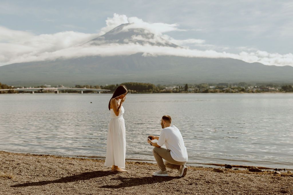 Surprise Proposal and Engagement photography at Lake Kawaguchiko Mount Fuji