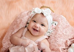 Newborn baby pictures. Newborn photography session. Carlsbad, NM baby picture photographer. Carlsbad NM, Roswell, NM, Artesia, NM, Hobbs, NM