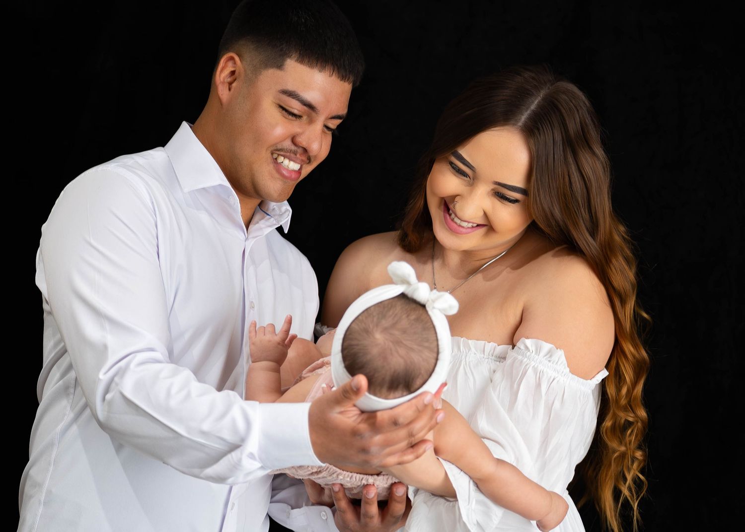 Newborn baby pictures. Newborn photography session. Carlsbad, NM baby picture photographer. Carlsbad NM, Roswell, NM, Artesia, NM, Hobbs, NM