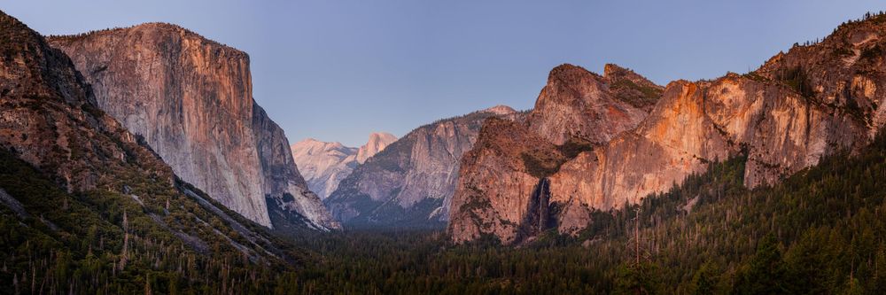 Tunnel View
