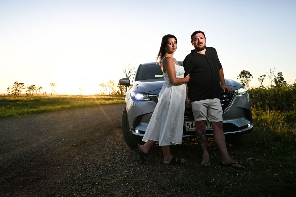 Yeppoon photographer capturing weddings, portraits, lifestyle & underwater moments with creativity, authenticity & coastal style.
