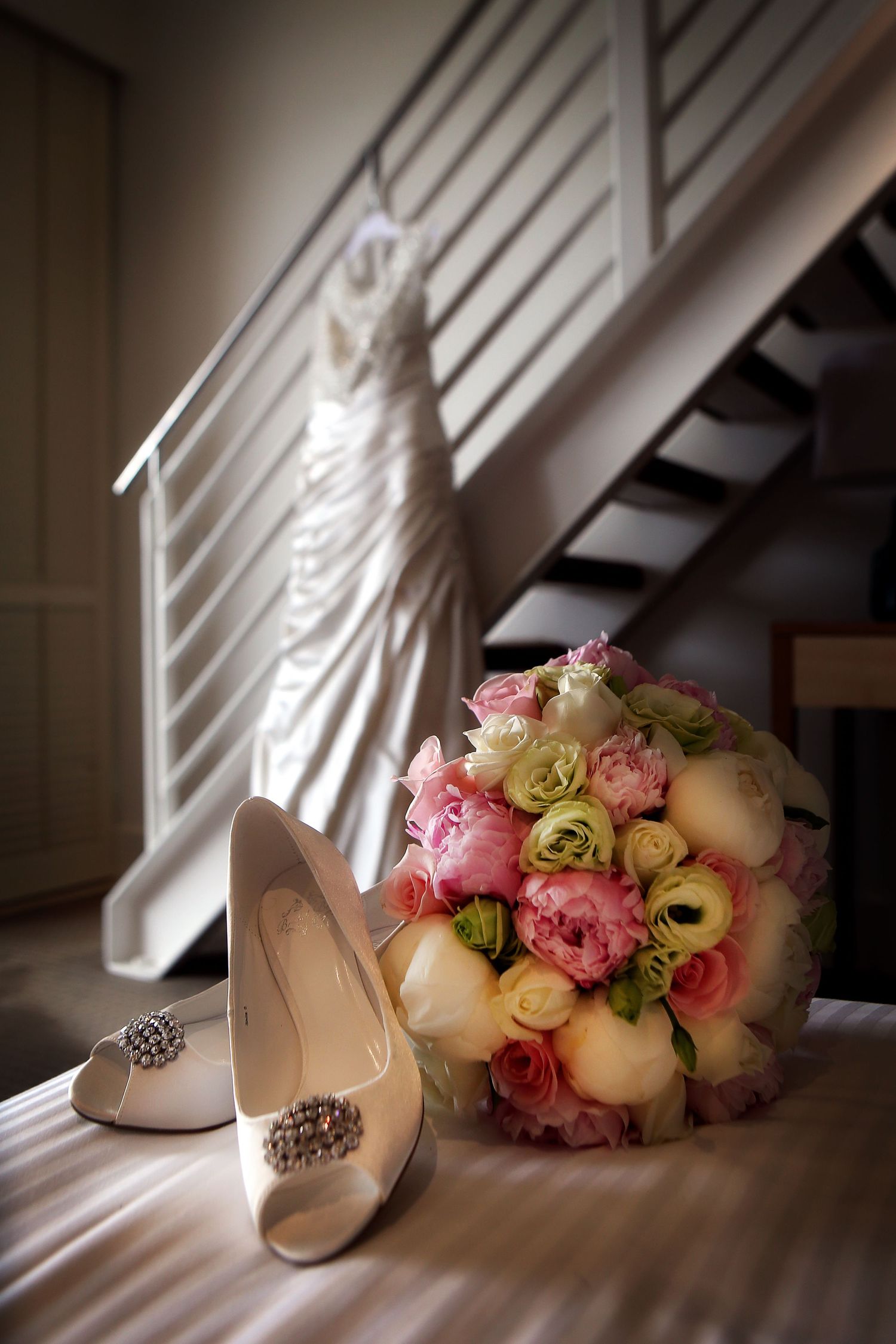 Professional photographer in Yeppoon, QLD, specializing in weddings, events, portraits, editorial, and corporate photography