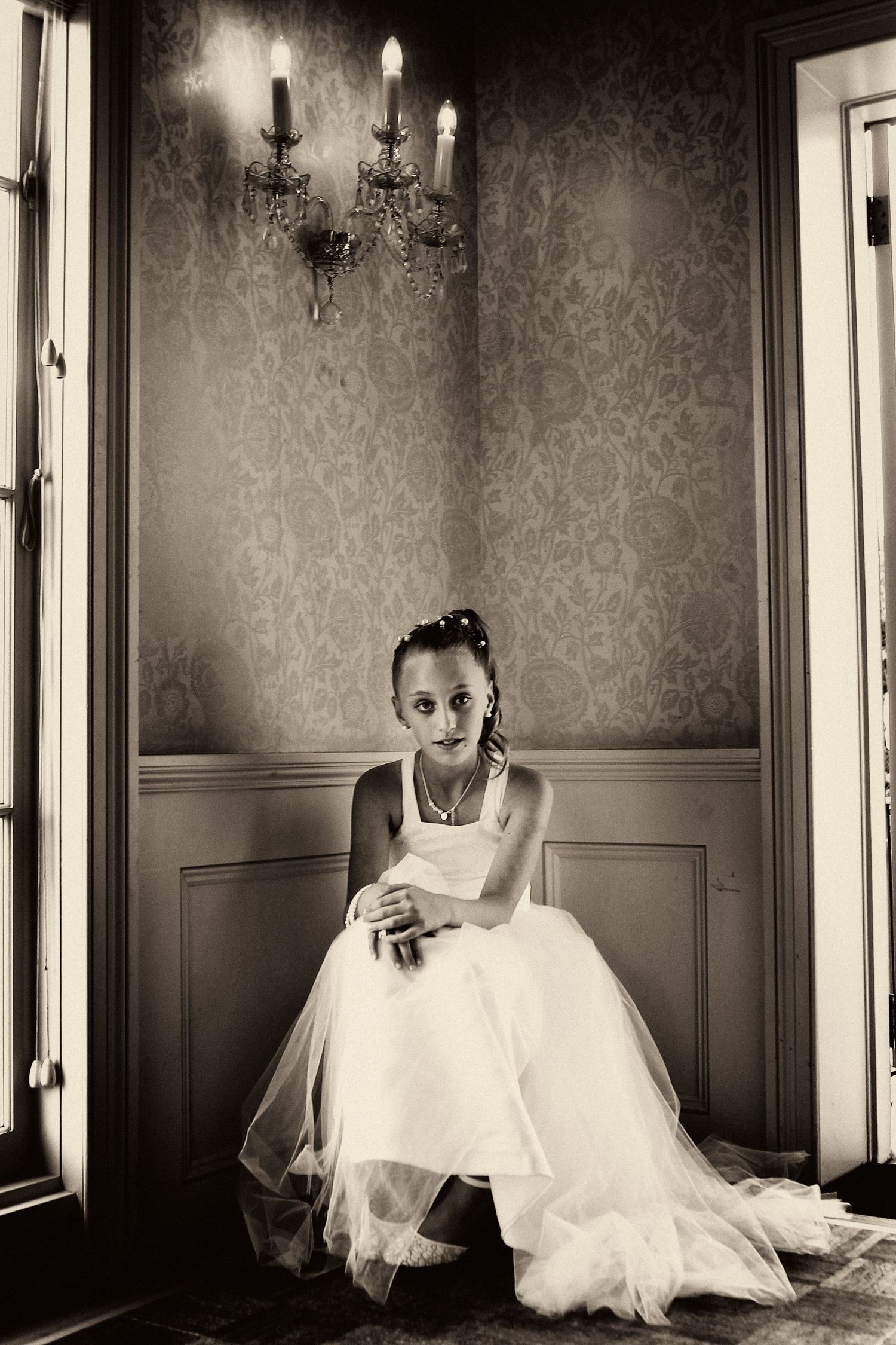 Professional photographer in Yeppoon, QLD, specializing in weddings, events, portraits, editorial, and corporate photography
