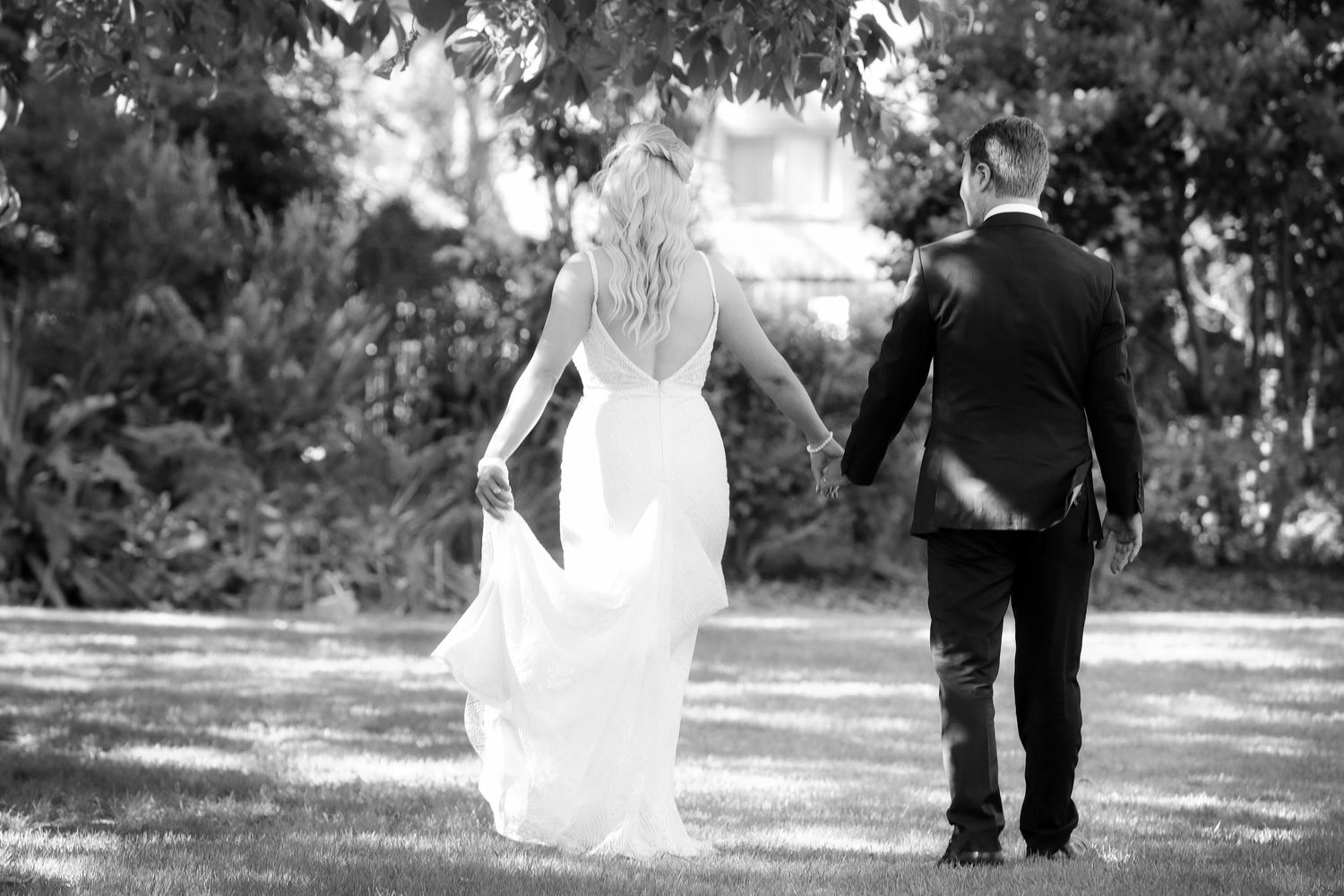 Professional photographer in Yeppoon, QLD, specializing in weddings, events, portraits, editorial, and corporate photography