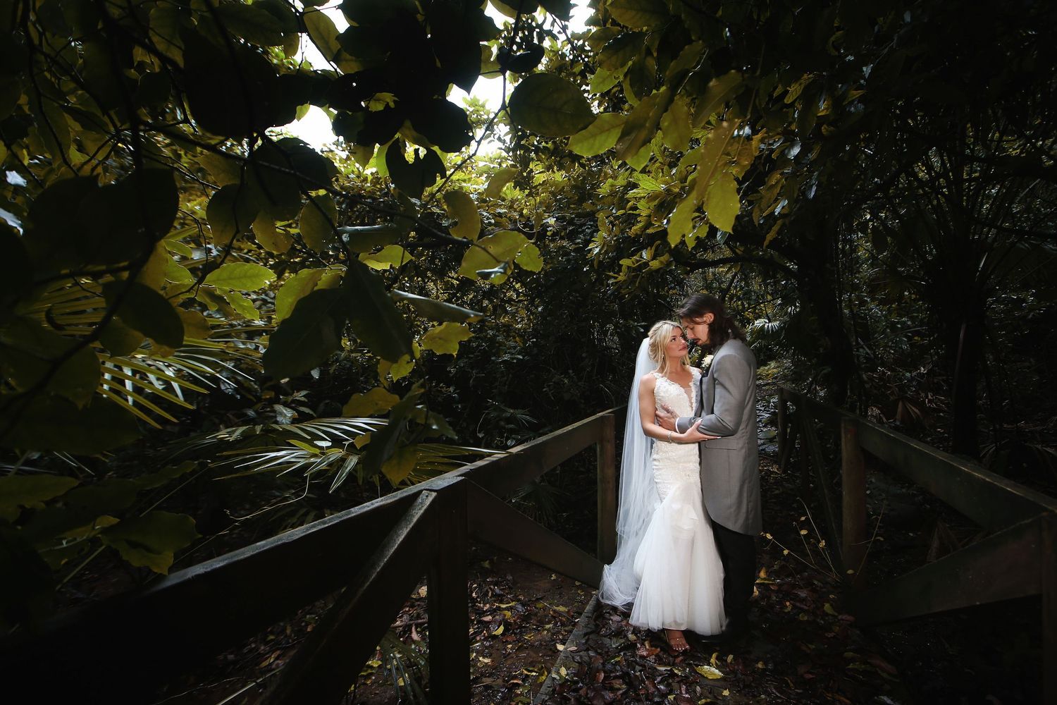 Professional photographer in Yeppoon, QLD, specializing in weddings, events, portraits, editorial, and corporate photography