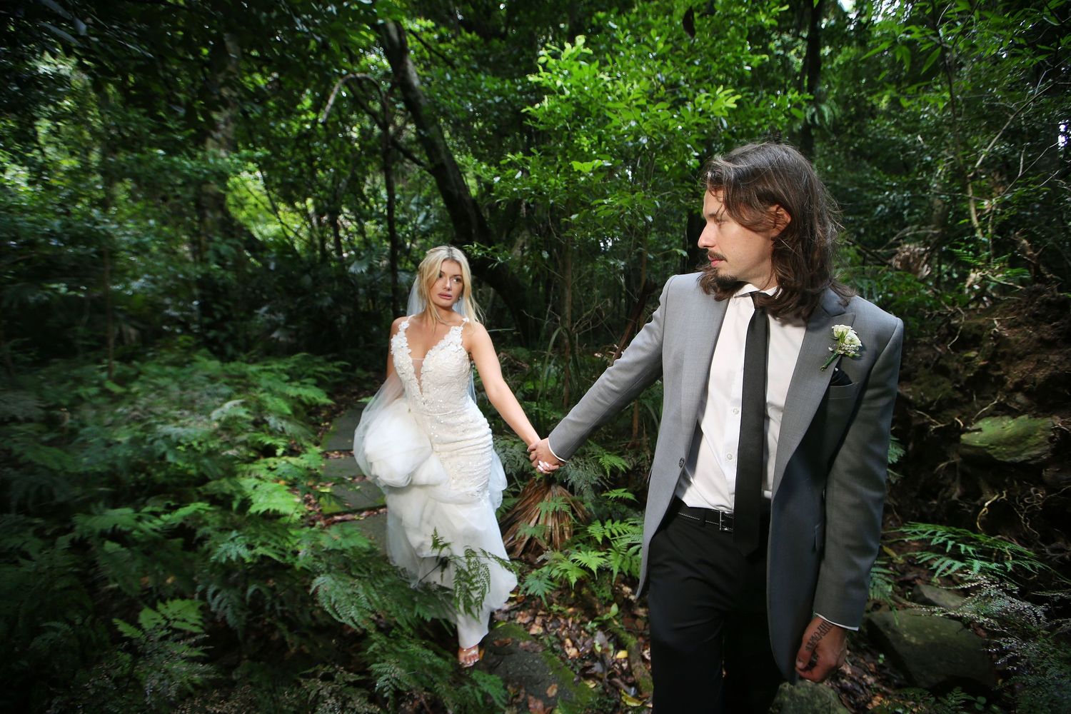 Professional photographer in Yeppoon, QLD, specializing in weddings, events, portraits, editorial, and corporate photography