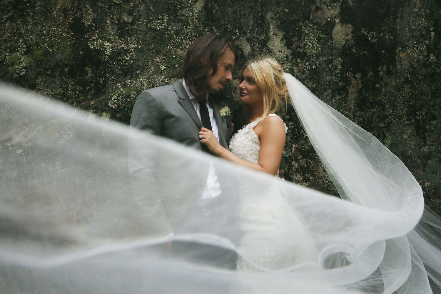 Professional photographer in Yeppoon, QLD, specializing in weddings, events, portraits, editorial, and corporate photography