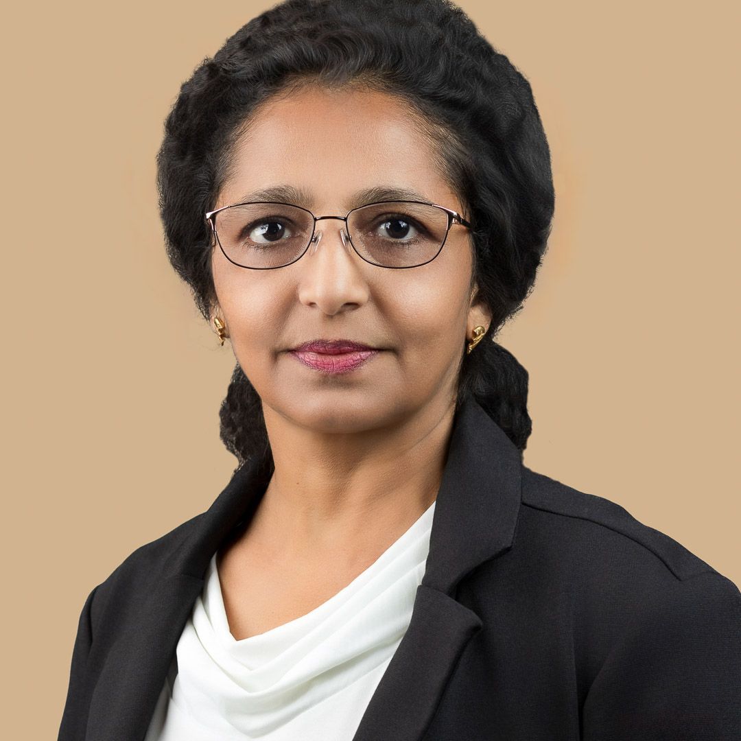 Huntsville al headshot of indian women