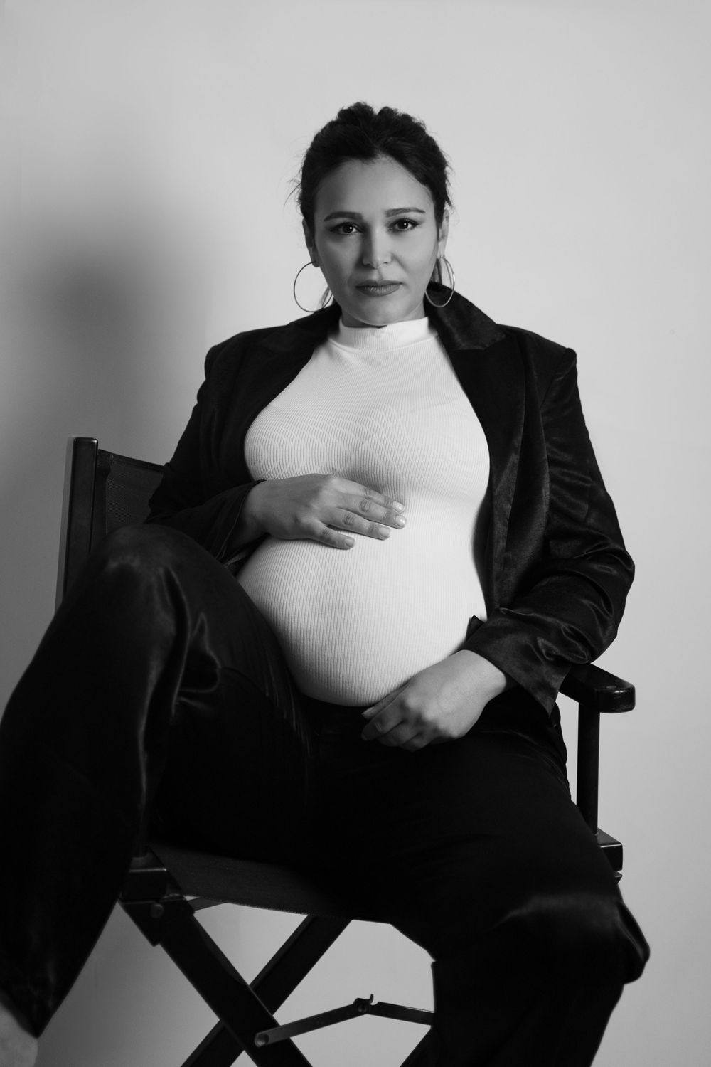 Séance grossesse en studio à la Roquebrussanne