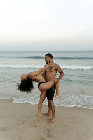 couples photographer on the beach at watch hill rhode island