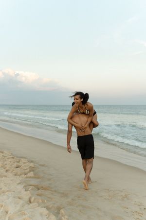 couples photographer on the beach at watch hill rhode island