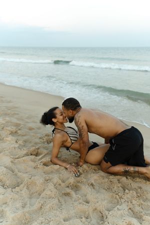 couples photographer on the beach at watch hill rhode island