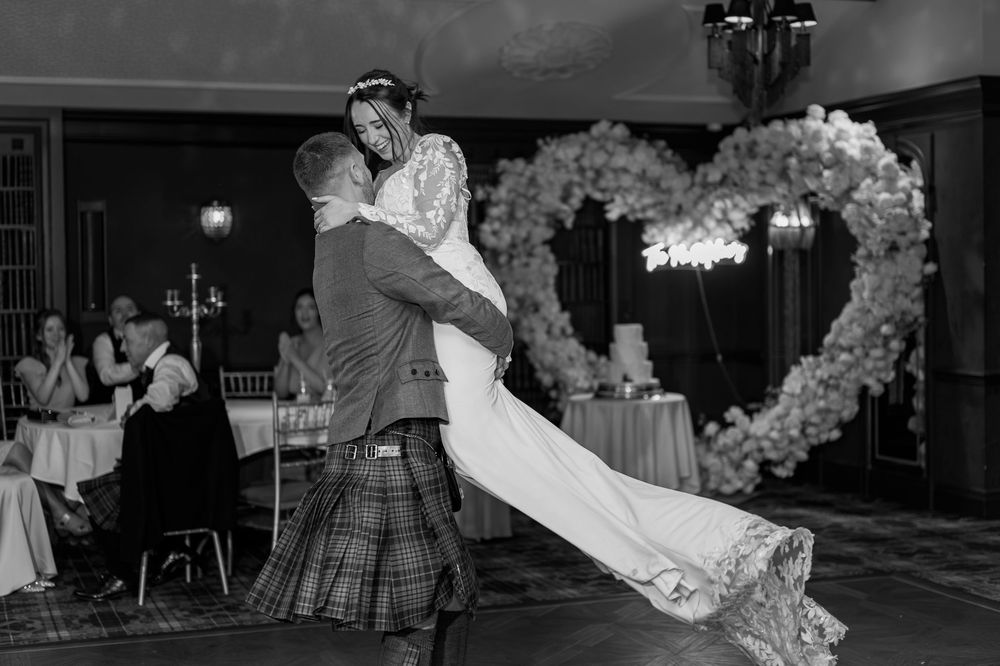 Central Scotland Wedding Photographer 
Scottish Wedding Photographer
Falkirk Wedding Photographer
Cornhill Castle