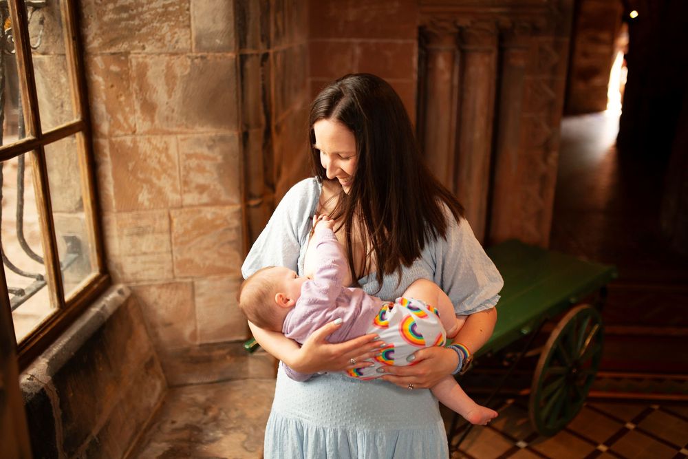 breastfeeding portrait by little wonderland photography widnes cheshire