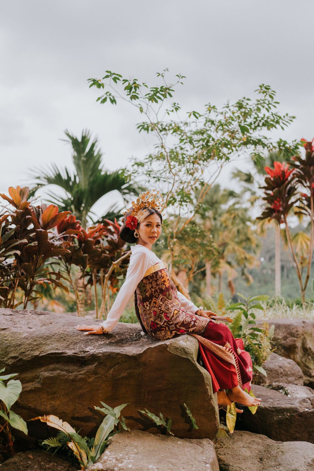 Professional solo photography with Balinese dress  at Taman Dedari Ubud.