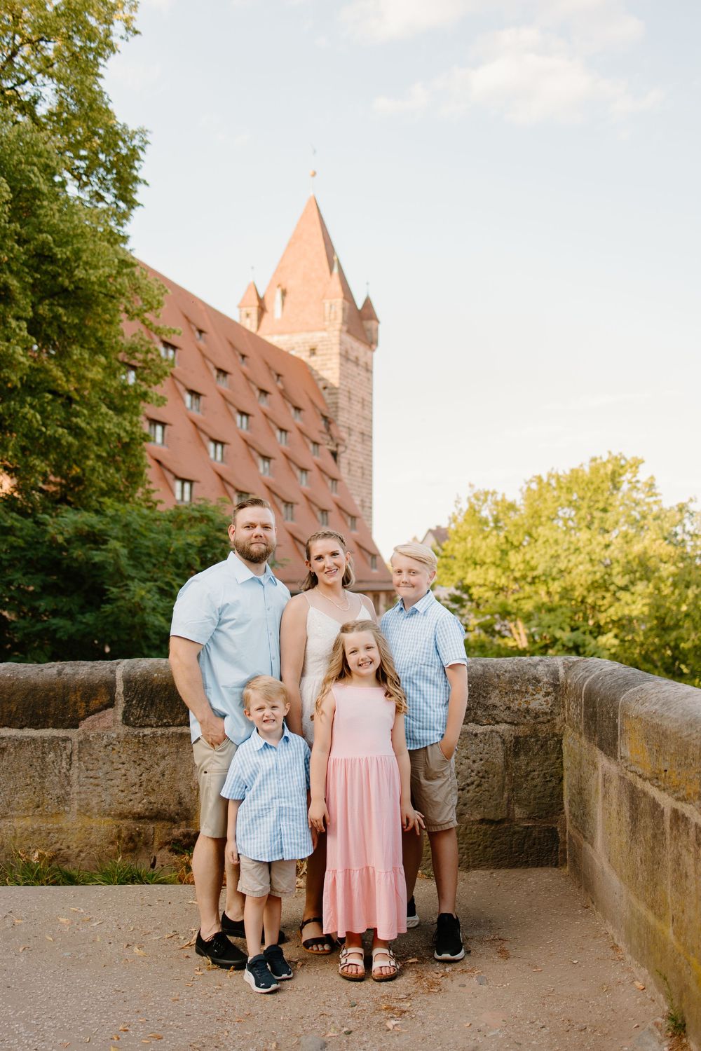 Family photoshoot at the Imperial Castle in Nuremberg, Germany