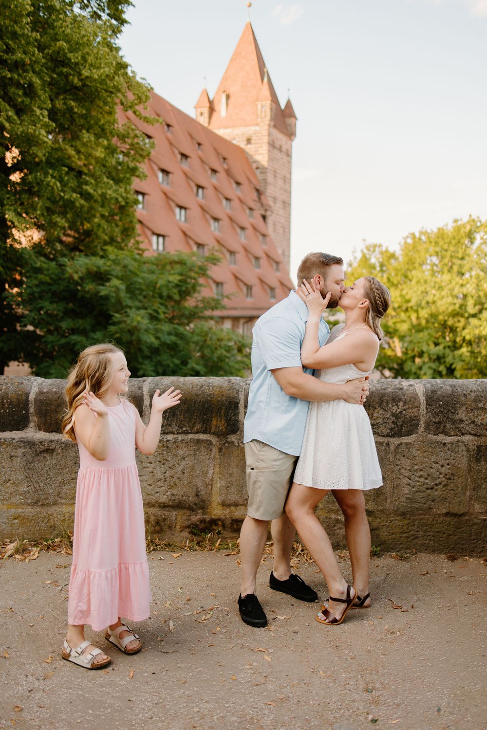 Family photoshoot at the Imperial Castle in Nuremberg, Germany