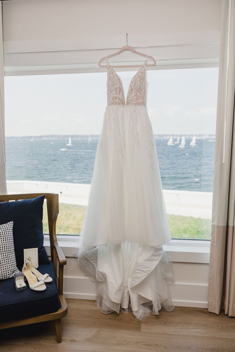 Getting ready Newport, RI wedding, Newport Harbor island resort Details