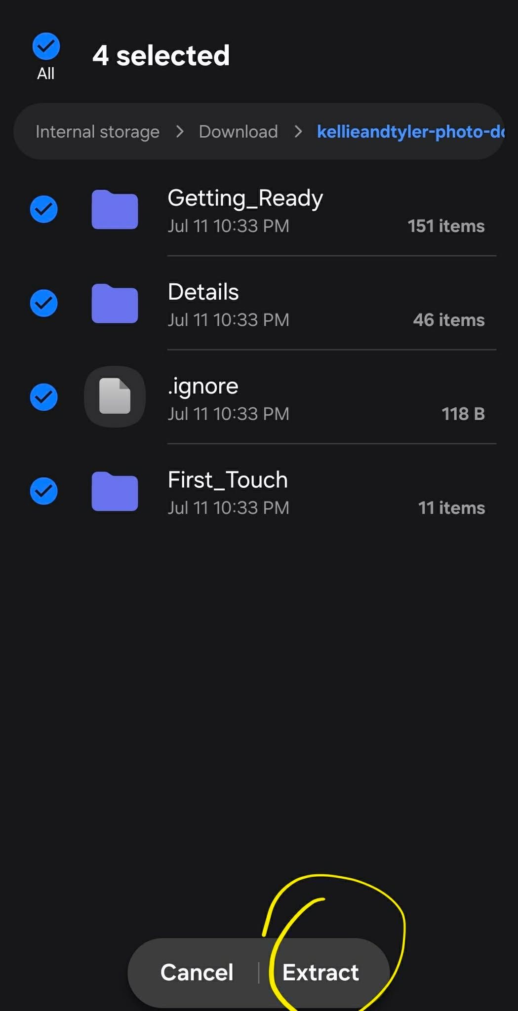 Android file manager showing 4 selected items in a photo download folder, with Extract button highlighted in yellow circle.