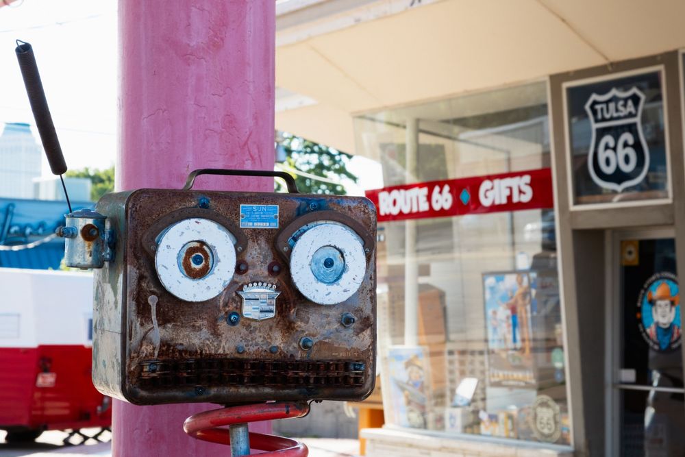 Cosmic Curios on Route 66 in Tulsa, OK. June 10, 2026. (David J. Manning)