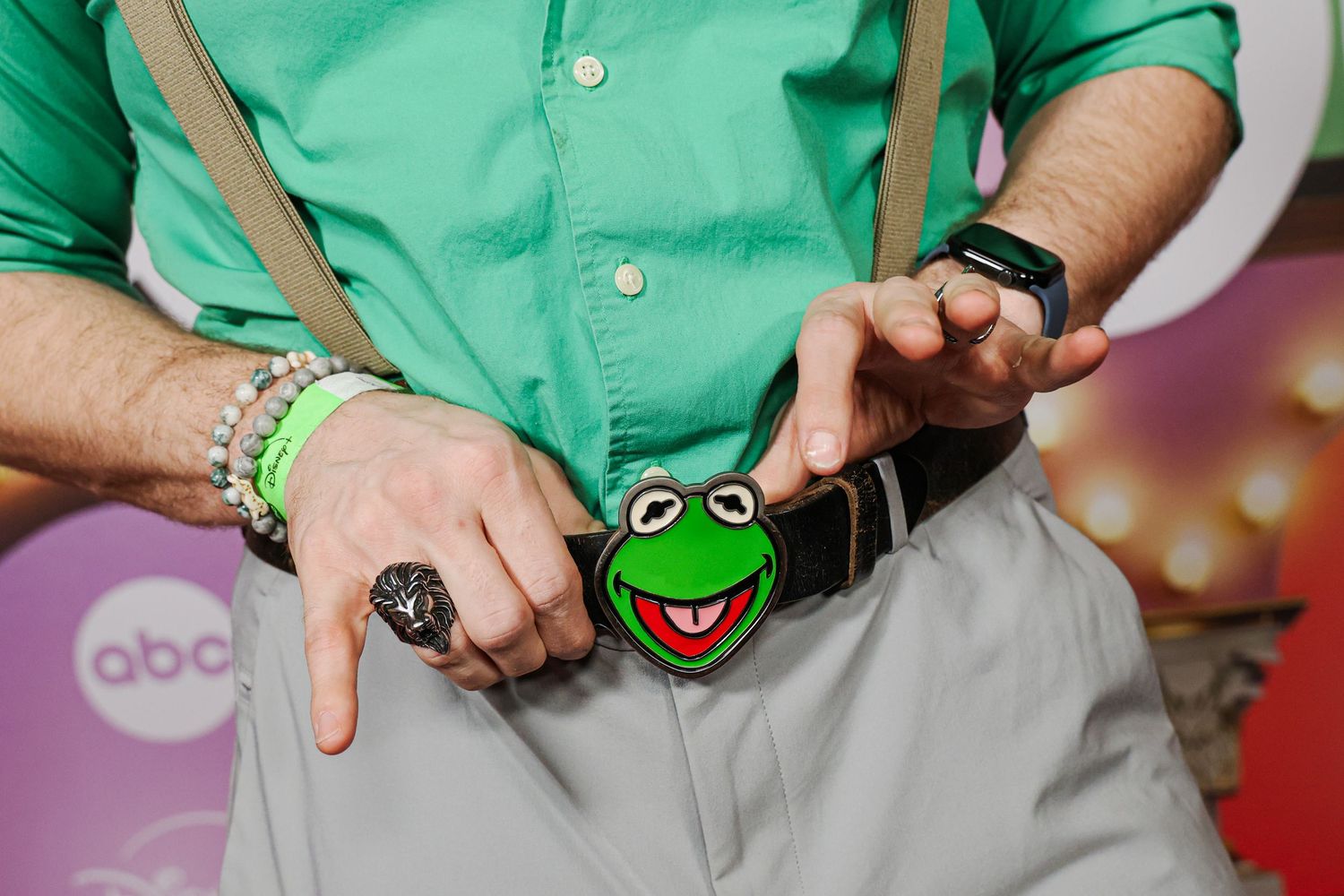 Influencer posing at The Muppet Show premiere at The Roosevelt in Los Angeles. Hosted by Seth Rogen.