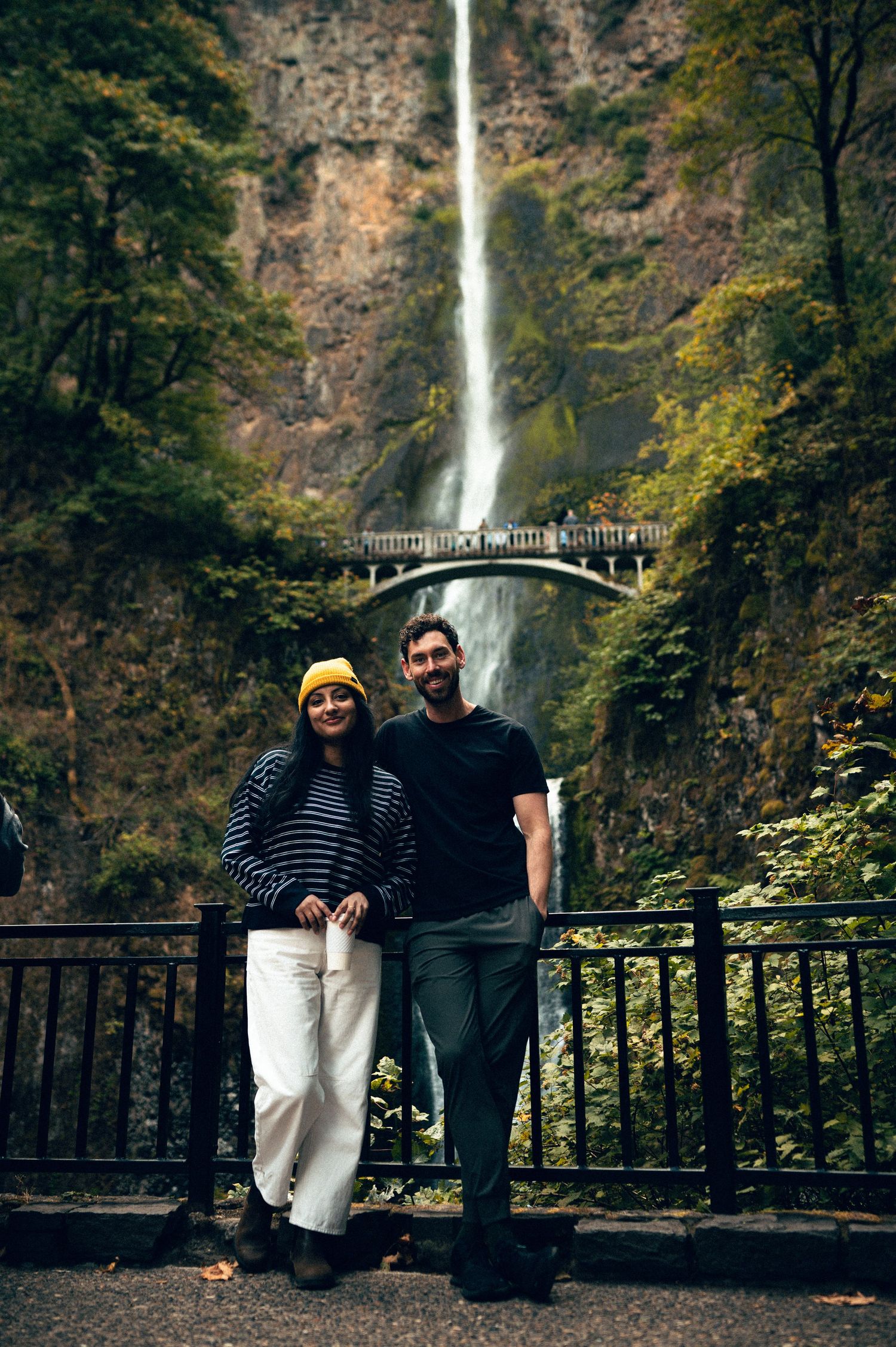 20 best things to do along the Oregon coast. Multnomah Falls Oregon. Oregon Coast Destination and travel photography by Carl James