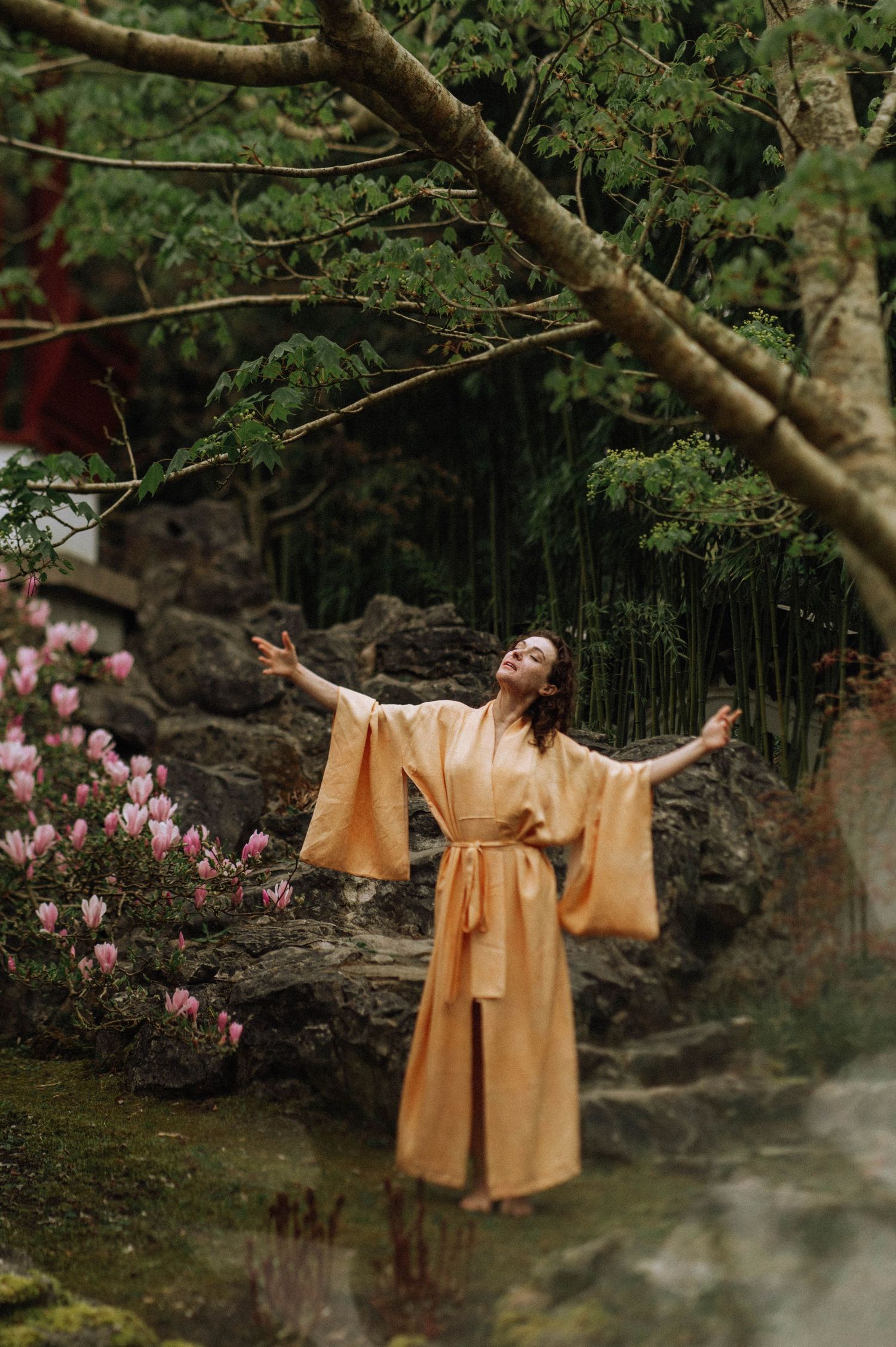 Woman in a kimono in the Chinese garden at Hortus Haren near Groningen
