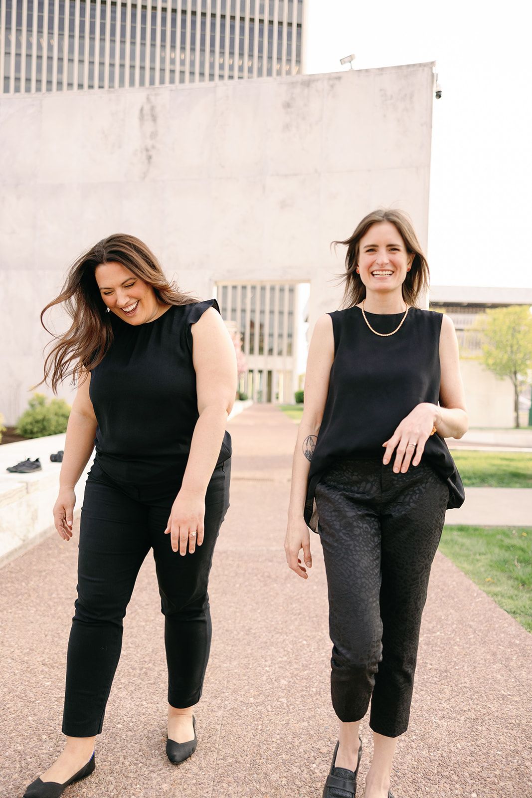 Wow 'Em With a Woodstock Wedding at the Colony, image size:1067x1600