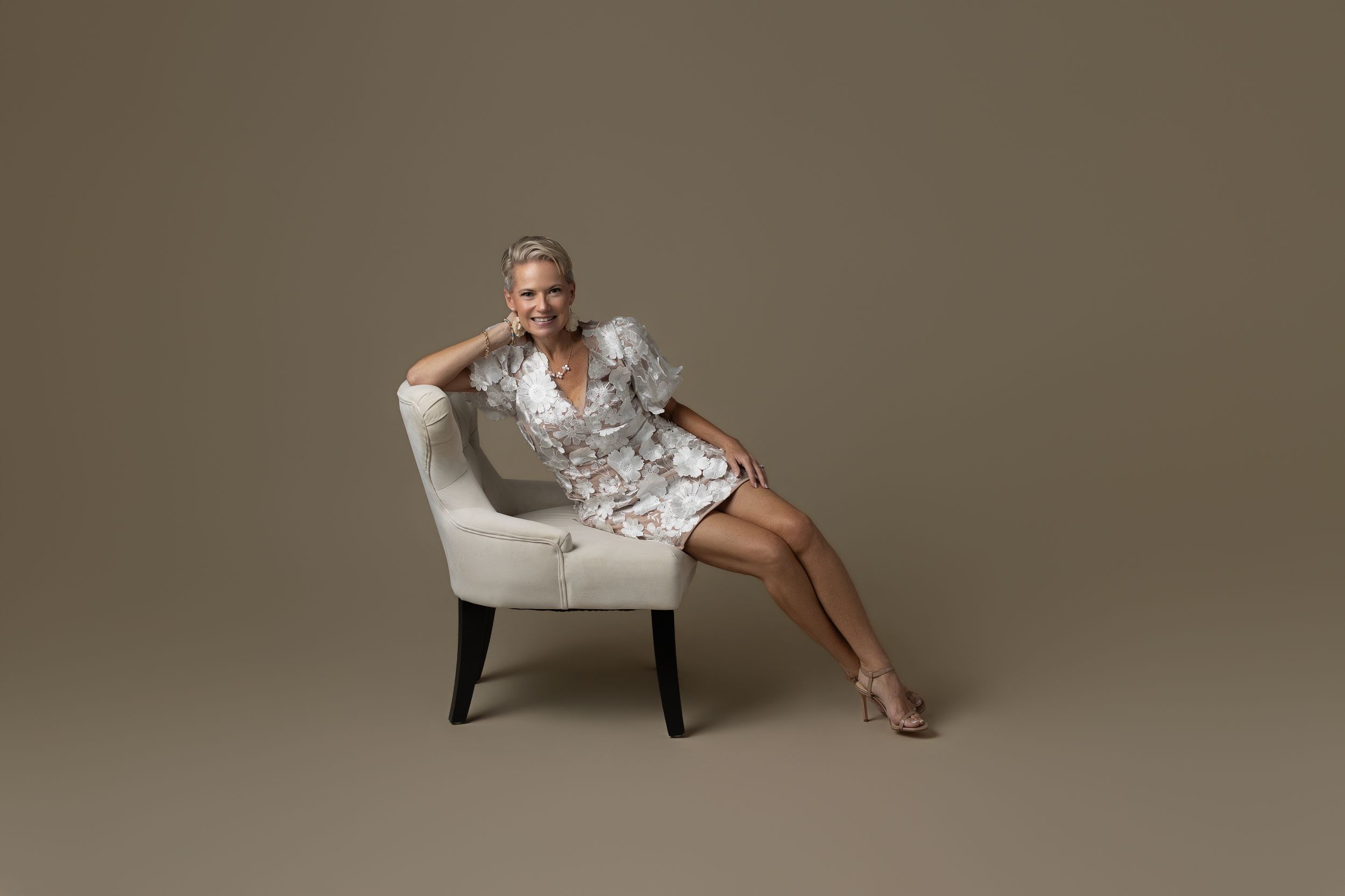 how do I look thinner in photos, lithia photographer
