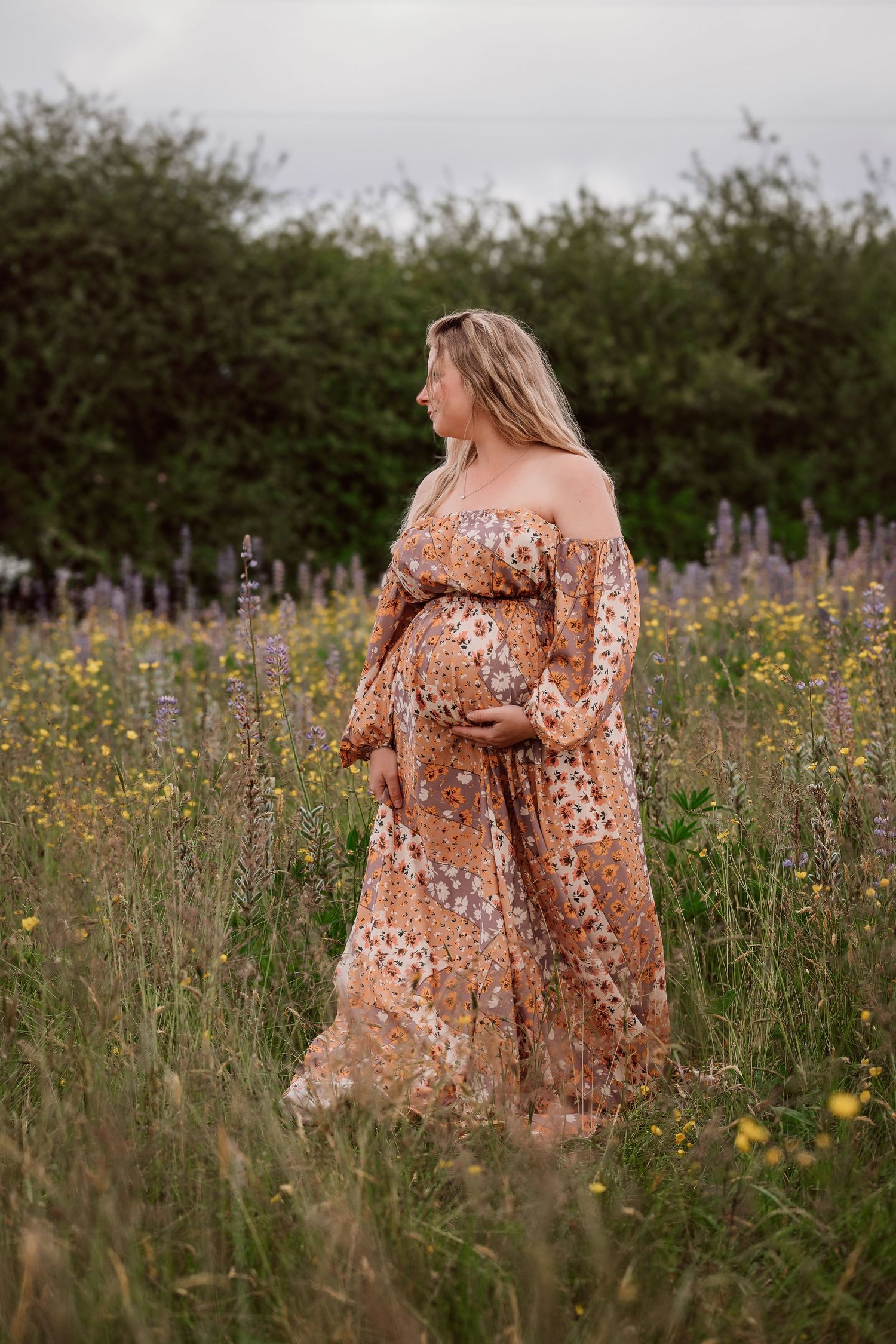 Charlotte Ann Photography - Maternity Portrait Photography. Pacific Northwest Photographer. Forks, Washington Photographer.