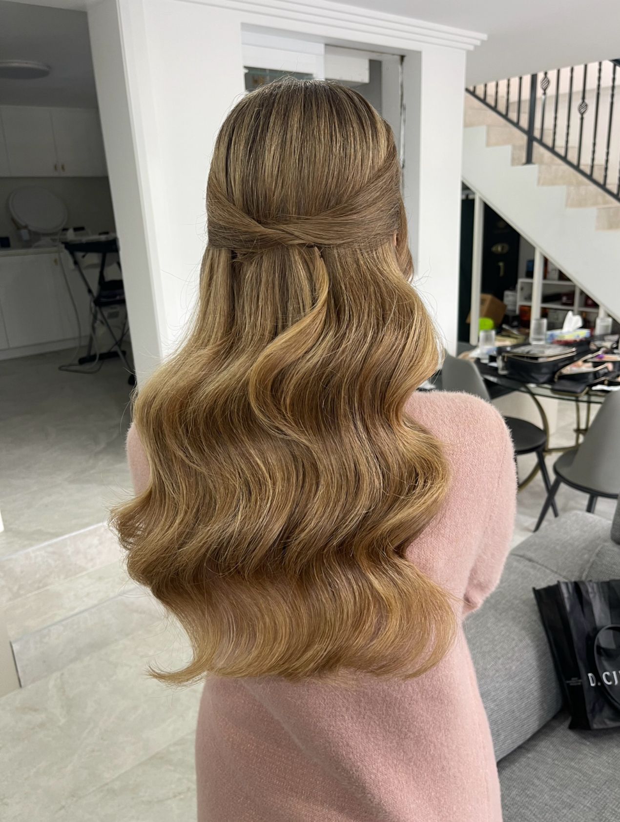 halfup_wavyhair_weddinghair #wavyhair #glamwaves