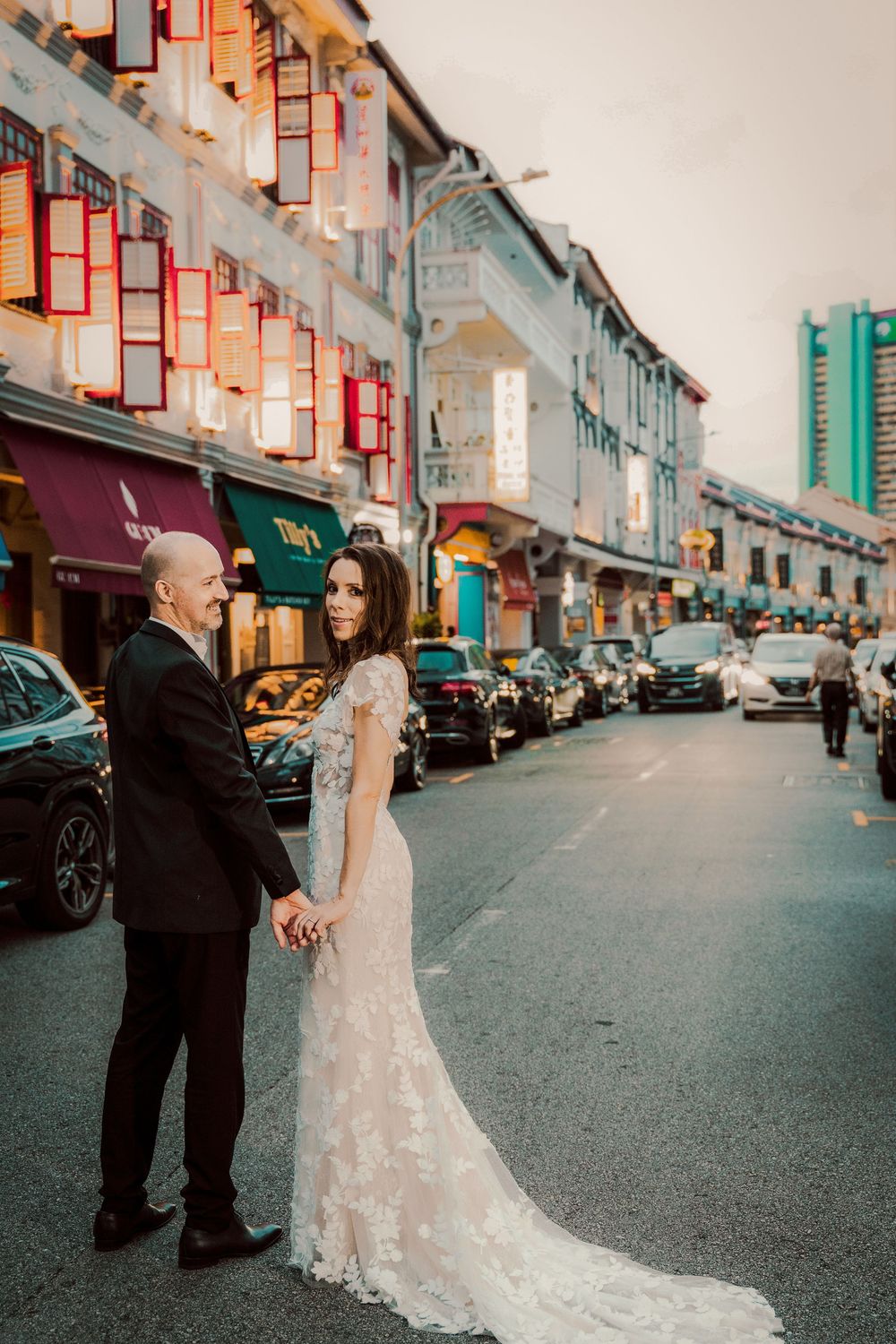 Engagement prewedding shoot of a couple in the streets of Singapore