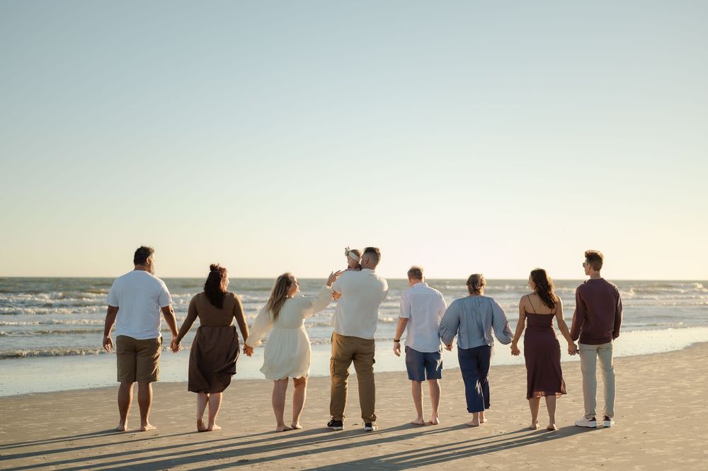 extended family beach sunset session in Myrtle Beach,sc