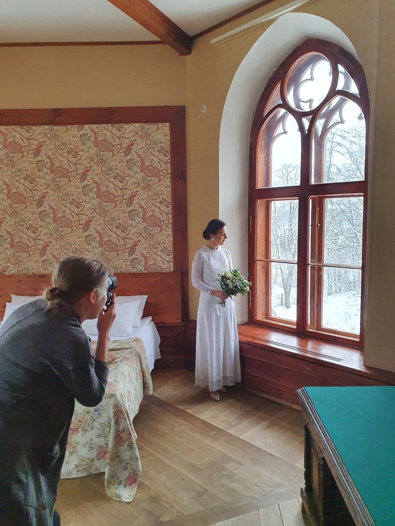 Sinu pulmafotograaf - klassikalised ja ajatud pulmapildid. Pulmafotograaf Jako Ülenõmm. Fotokoolitused.