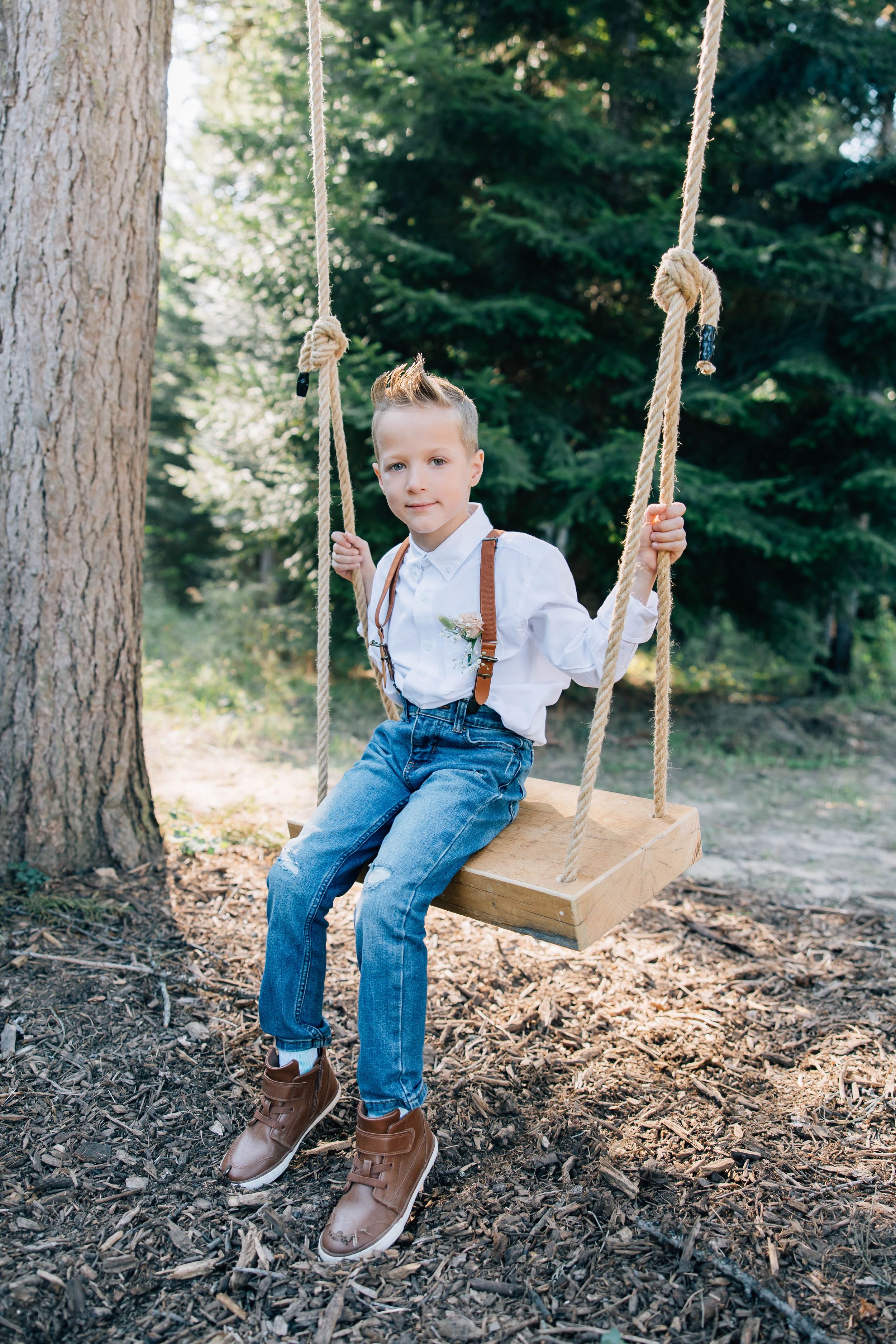 Discover the artistry of Arrows Photography, renowned as Vancouver, WA's best photographer.