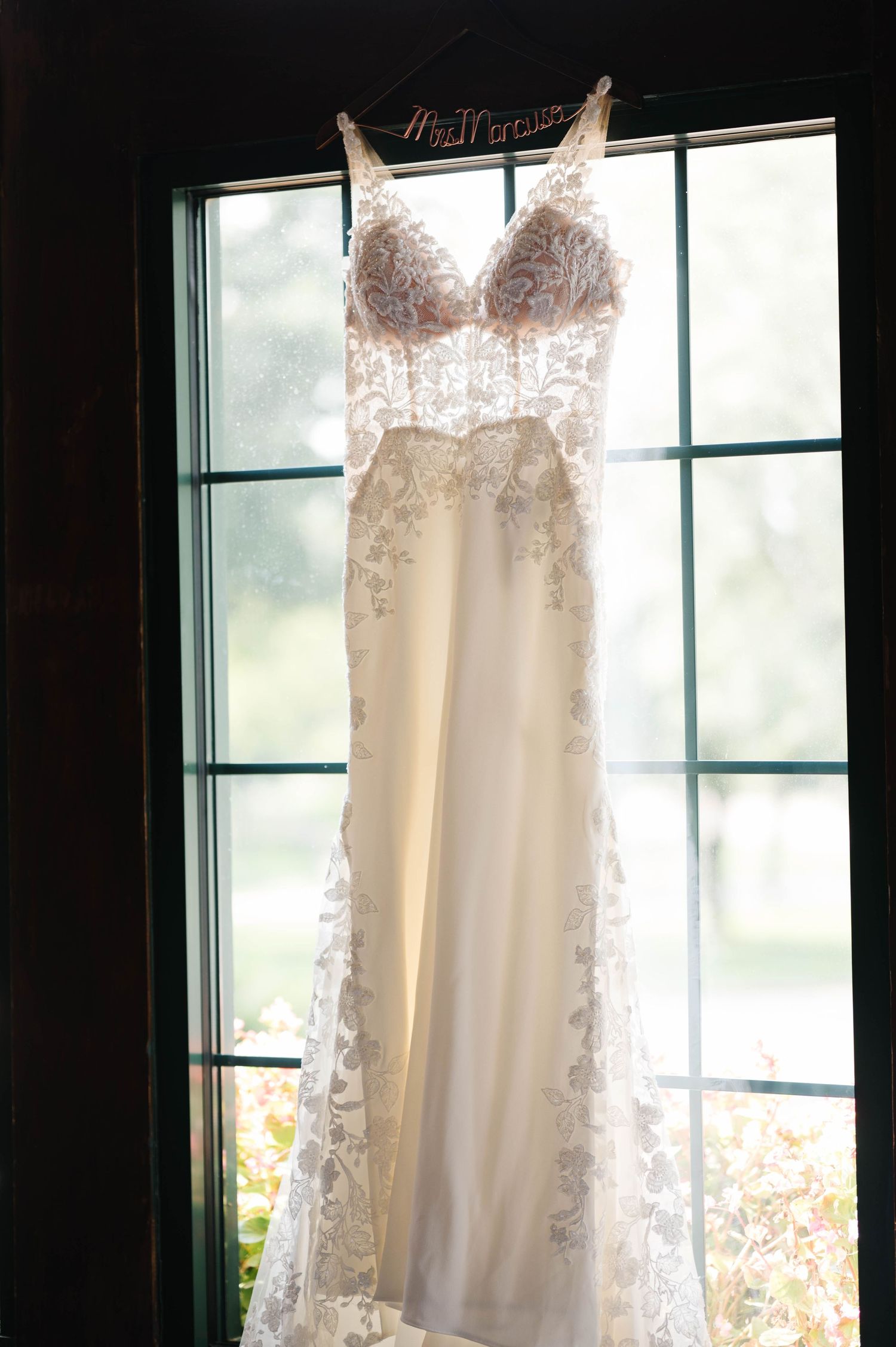Tropical Wedding at Bloomington Country Club | Candace Sims Chicago Luxury Fine Art Wedding Photographer