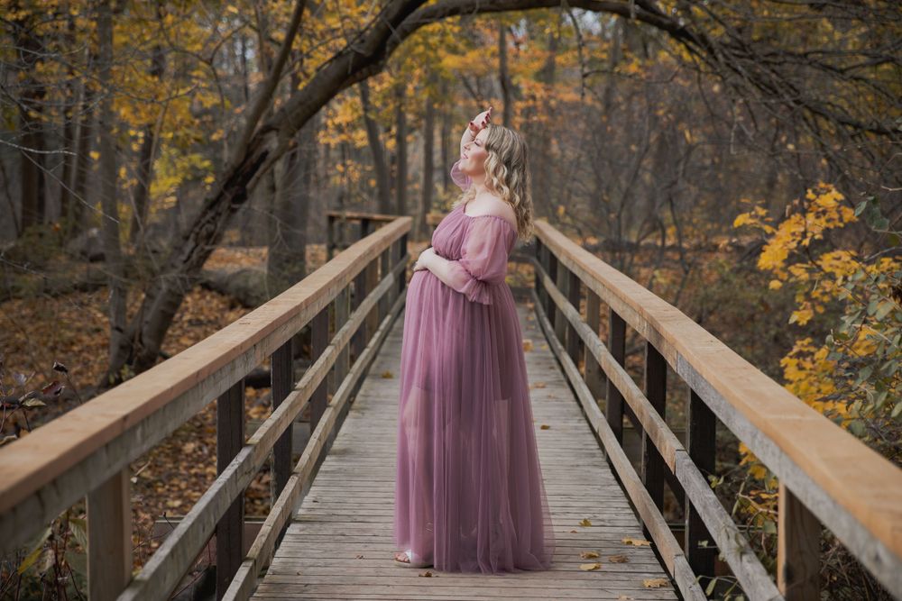 Karleen's Maternity Shoot at Dufferin Island | Niagara Photography | Welland Photography | St. Catharines Photography