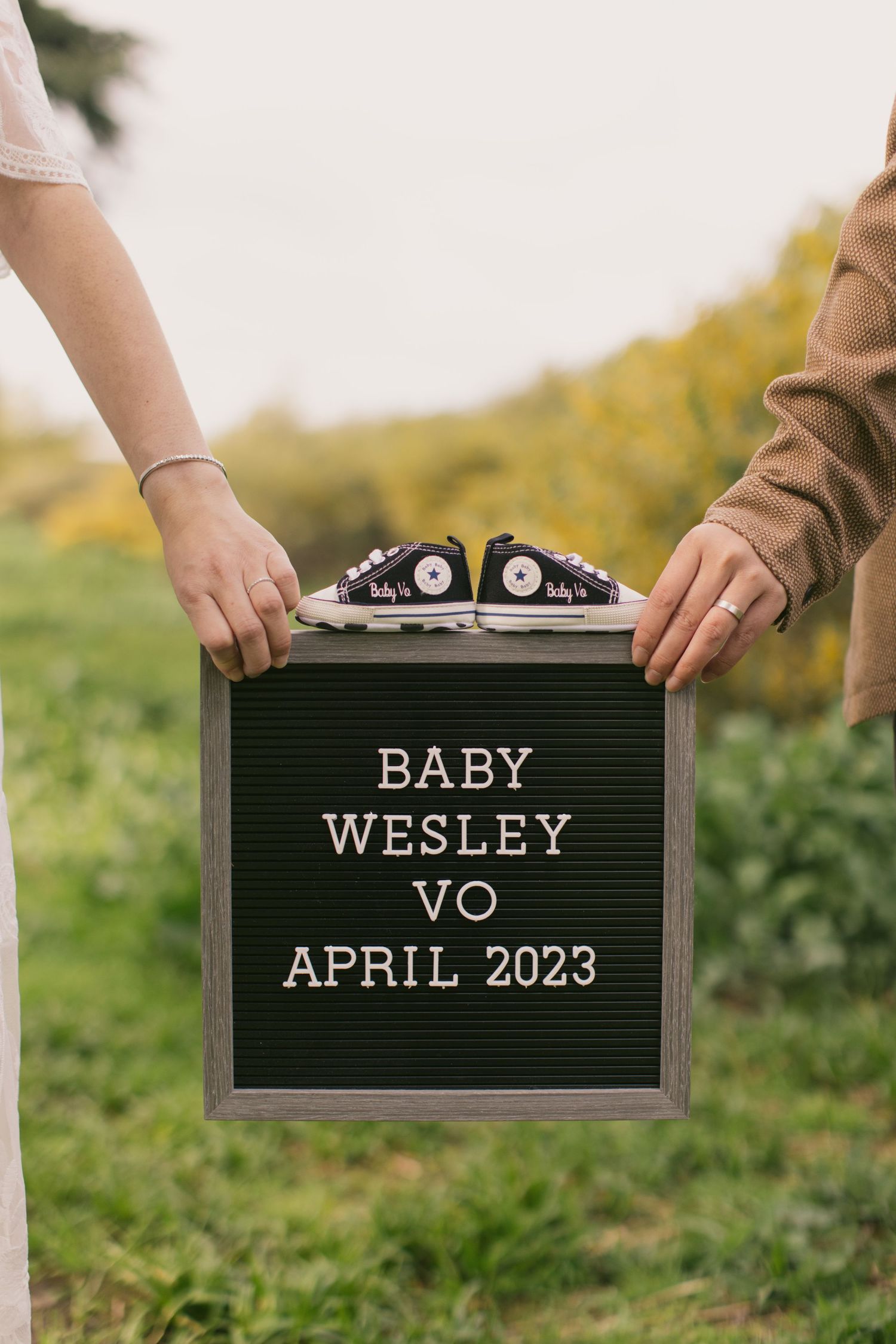 Close-up of letterboard announcing Baby Wesley Vo's expected arrival in April 2023.