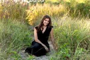 senior session, high school, outdoors