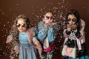 confetti photo session