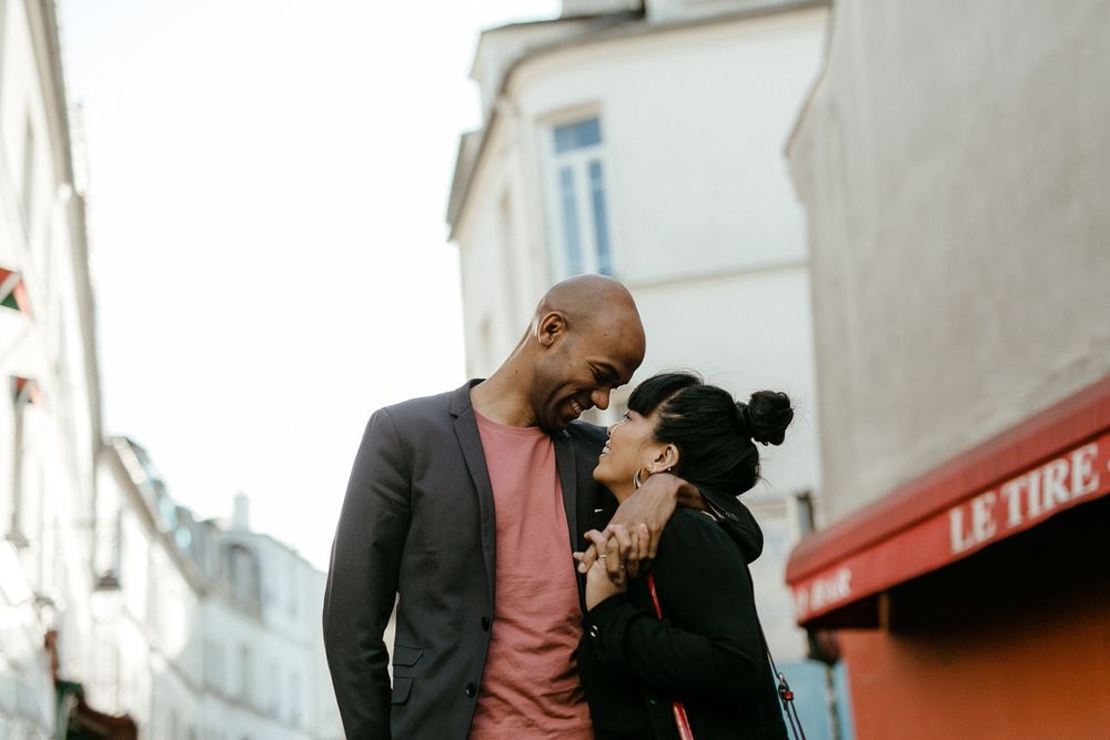 Paris engagement photo shoot