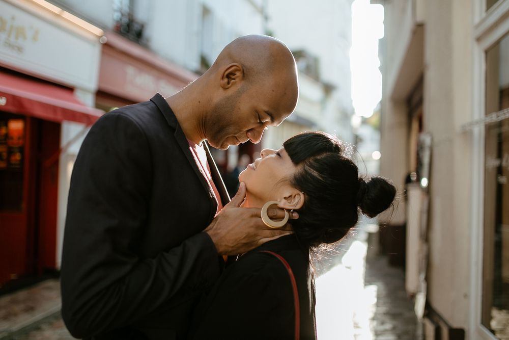 Paris engagement photo shoot
