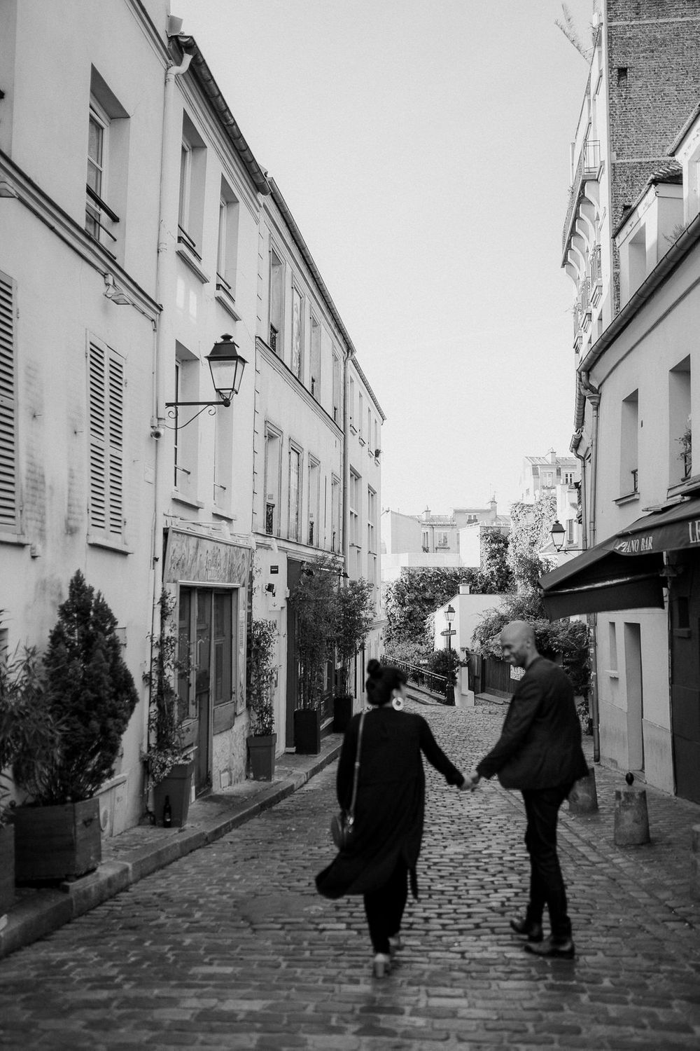 Paris engagement photo shoot
