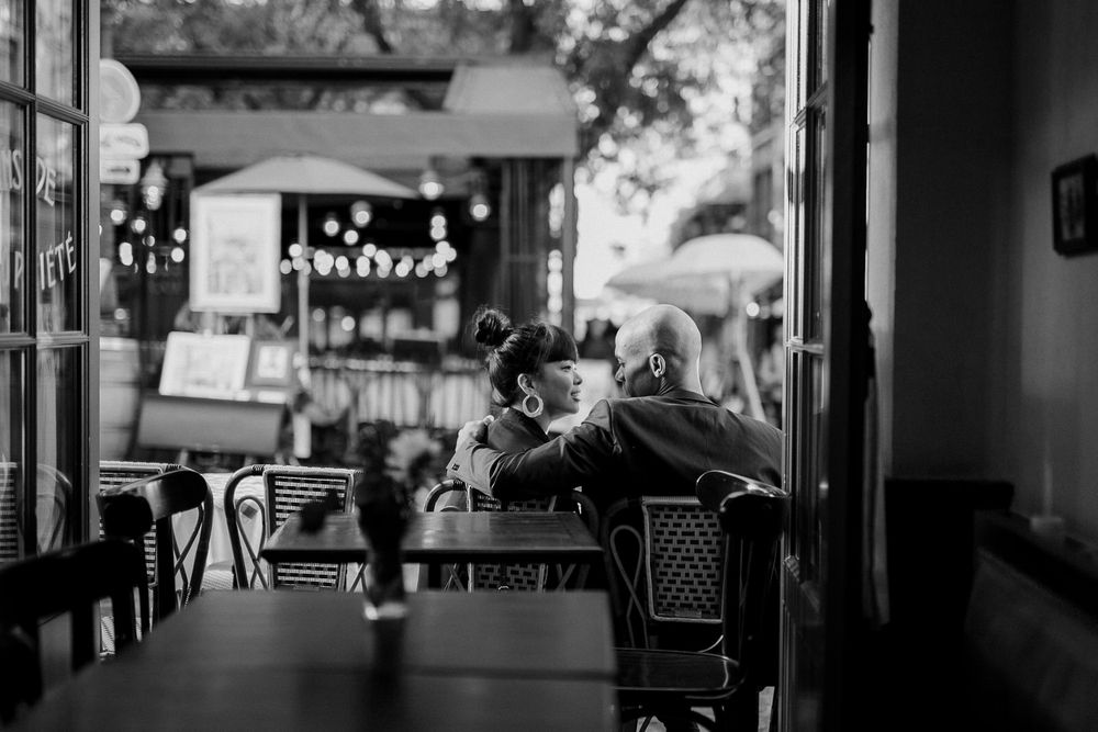 Paris engagement photo shoot